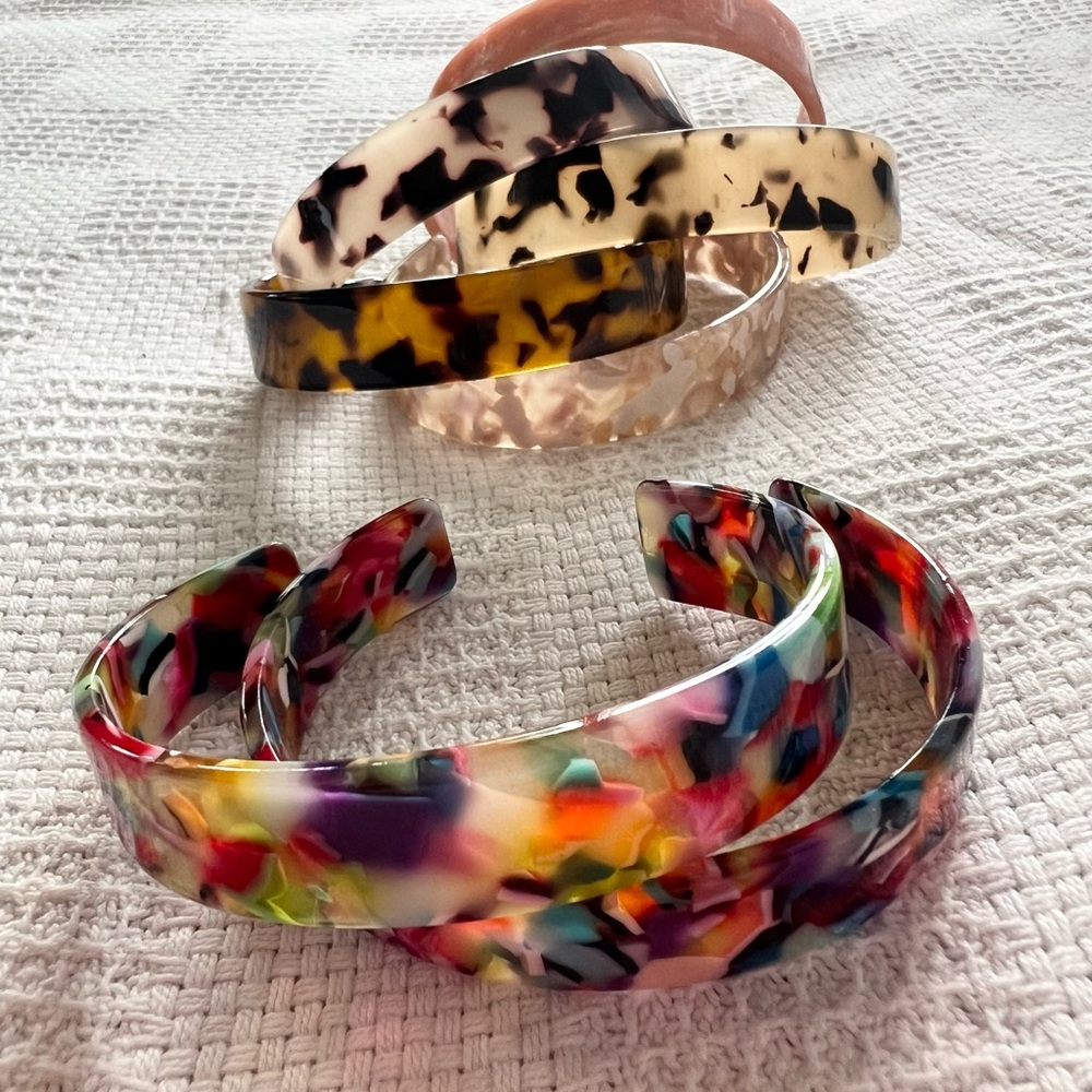 Set of 7 Tortoise bangles.